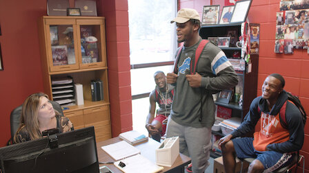 Watch Can't Make the Club in the Tub. Episode 3 of Season 2.